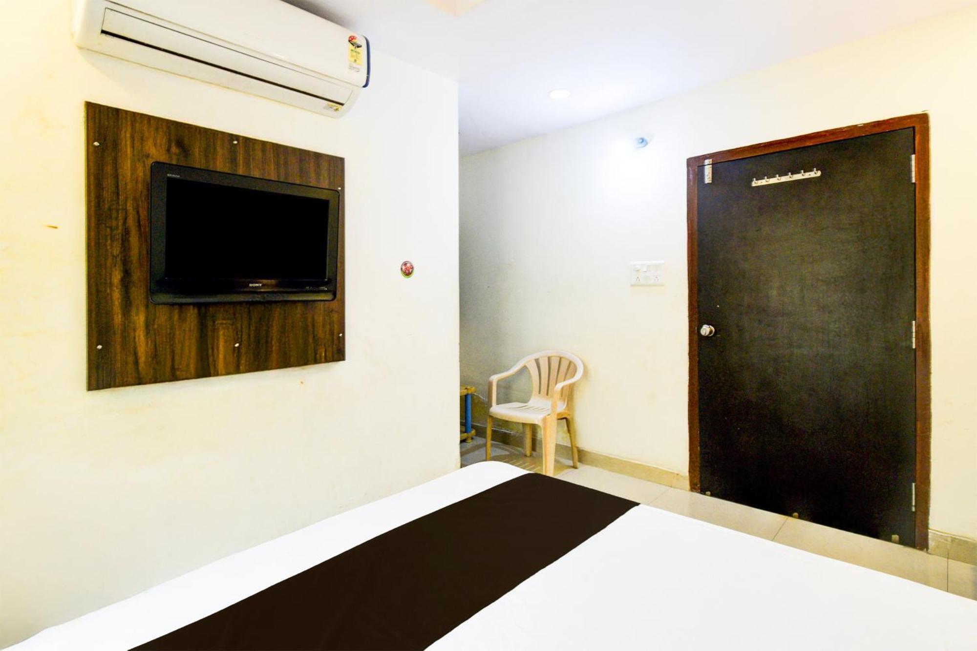 Hotel O Asian Residency Hyderabad Exterior photo