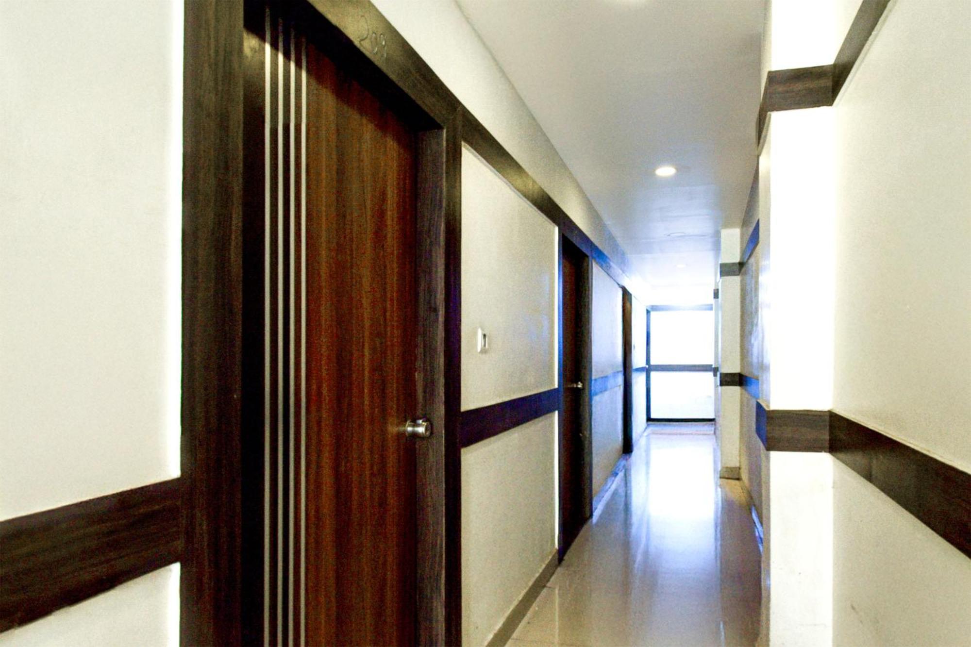 Hotel O Asian Residency Hyderabad Exterior photo