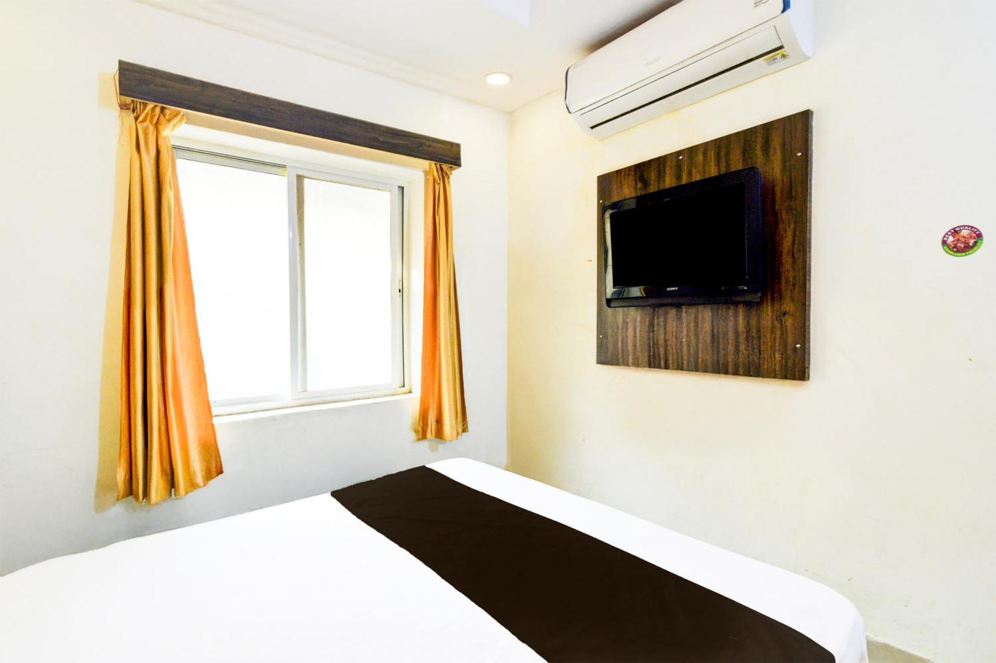 Hotel O Asian Residency Hyderabad Exterior photo