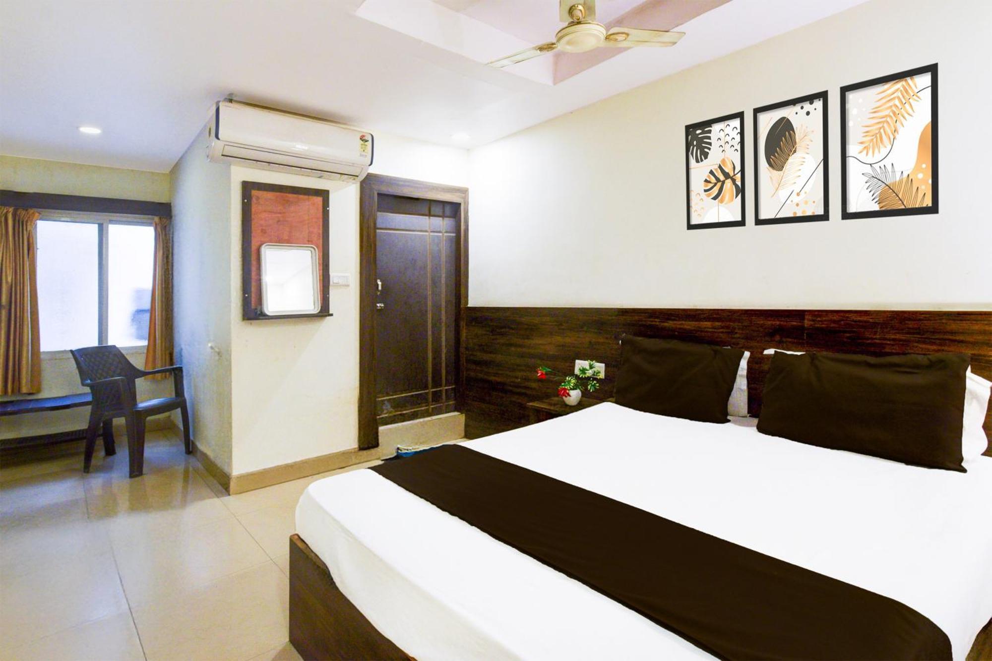 Hotel O Asian Residency Hyderabad Exterior photo